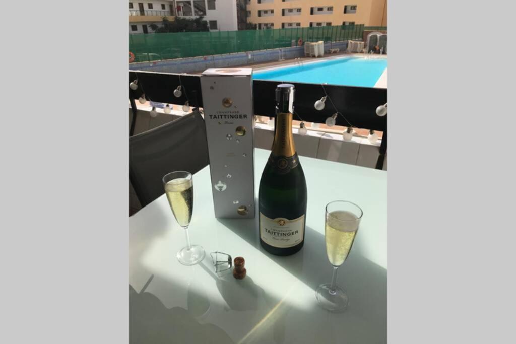 Yumbo Beach Apartment Perfect Location Free Fast Wifi Playa del Ingles  Exterior foto